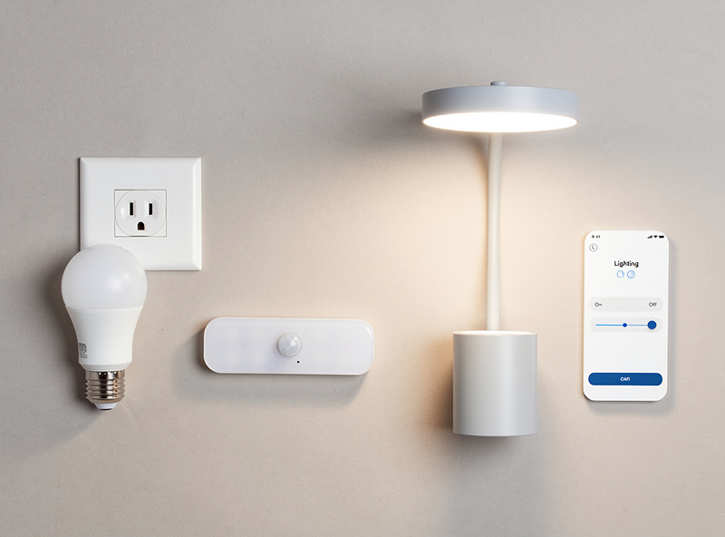 Collection of portable renter-friendly smart lighting products