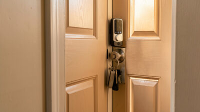 No-drill smart lock options for renters